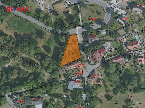 Prodej stavebního pozemku 800 m²