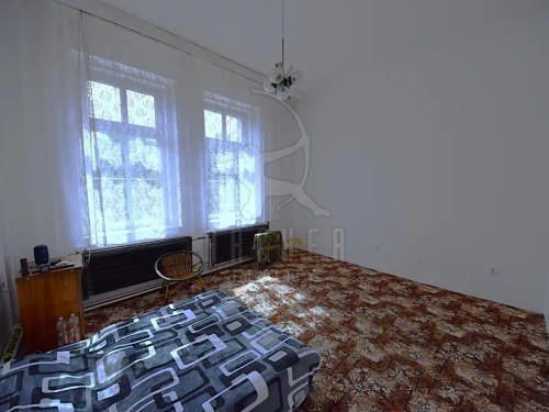 Prodej domu 454 m², pozemek 164 m²