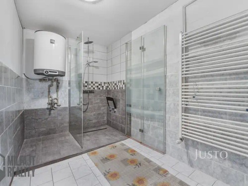 Prodej domu 193 m², pozemek 222 m²