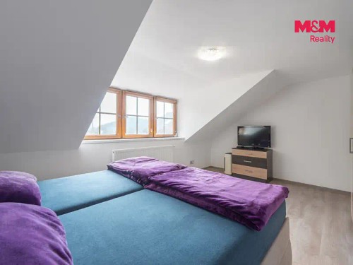 Prodej domu 240 m², pozemek 1842 m²