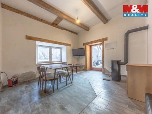 Prodej domu 100 m², pozemek 492 m²