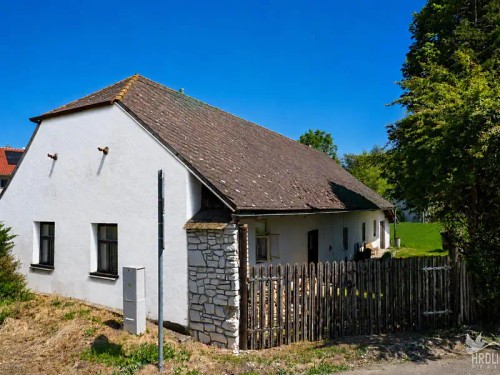 Prodej stavebního pozemku 3725 m²