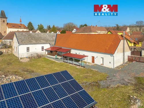 Prodej domu 230 m², pozemek 4910 m²