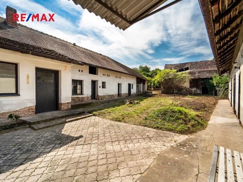 Prodej zemědělské usedlosti 218 m², pozemek 2446 m²