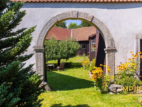 Prodej domu 300 m², pozemek 2937 m²