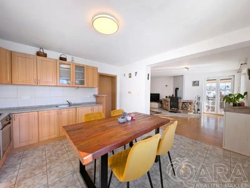 Prodej domu 140 m², pozemek 1068 m²