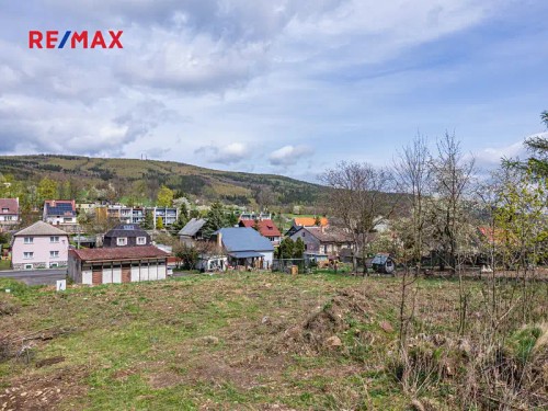 Prodej stavebního pozemku 1363 m²