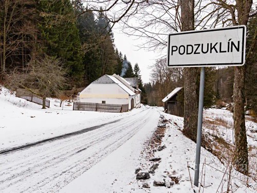 Prodej chalupy 648 m², pozemek 907 m²