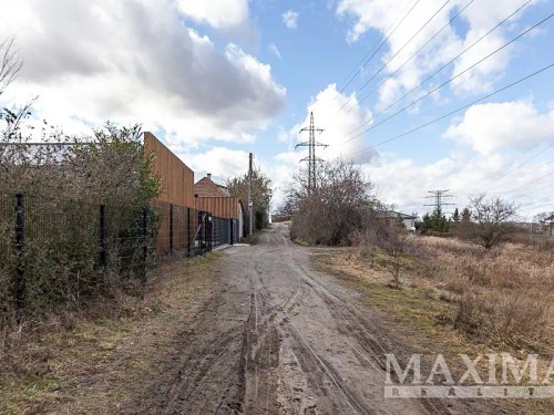 Prodej stavebního pozemku 890 m²