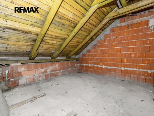 Prodej domu 533 m², pozemek 2105 m²
