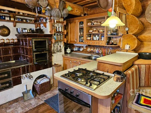 Prodej domu 300 m², pozemek 11024 m²