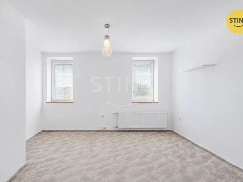 Prodej vily 407 m², pozemek 1880 m²