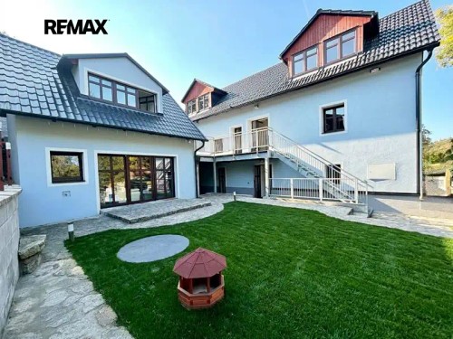 Prodej domu 232 m², pozemek 263 m²