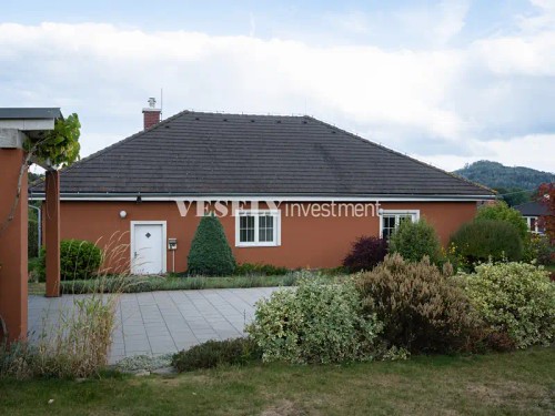 Prodej domu 200 m², pozemek 2205 m²