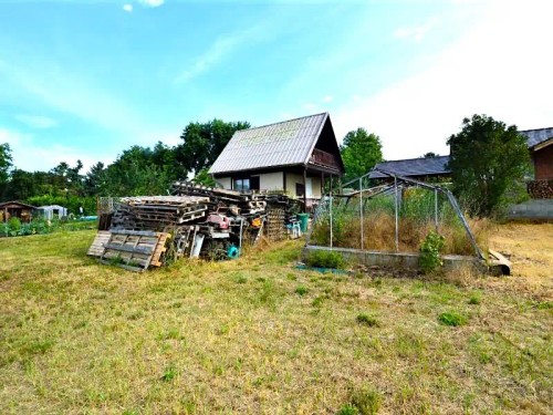 Prodej stavebního pozemku 1713 m²