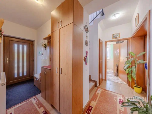 Prodej domu 147 m², pozemek 953 m²