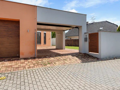 Prodej domu 277 m², pozemek 738 m²