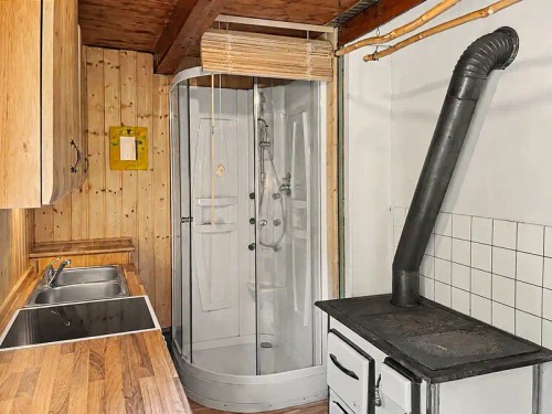 Prodej chaty 51 m², pozemek 42 m²