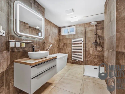 Prodej domu 205 m², pozemek 1469 m²
