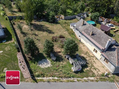 Prodej stavebního pozemku 800 m²