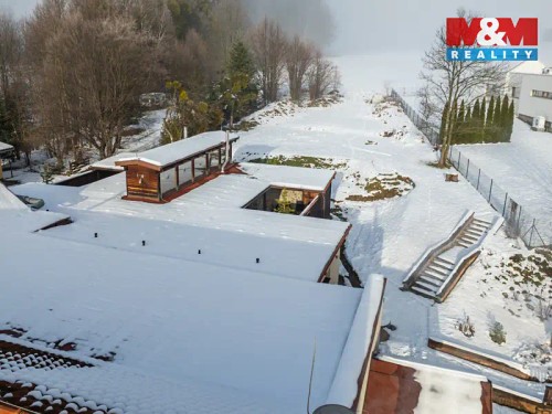 Prodej domu 533 m², pozemek 1952 m²