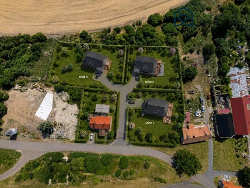 Prodej stavebního pozemku 4483 m²