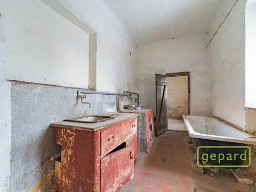 Prodej domu 242 m², pozemek 1003 m²