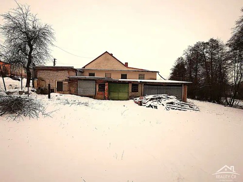 Prodej domu 300 m², pozemek 2500 m²