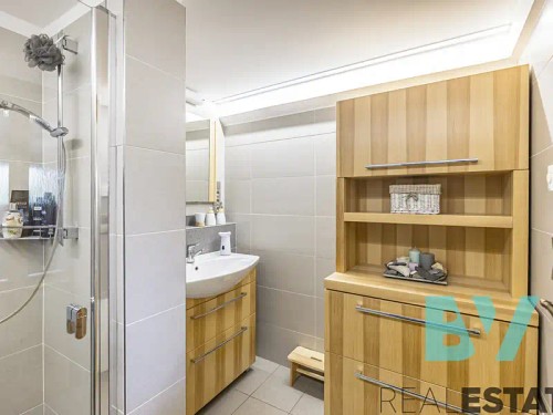 Prodej domu 186 m², pozemek 871 m²