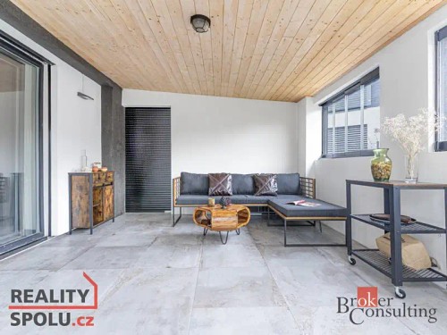 Prodej domu 290 m², pozemek 466 m²