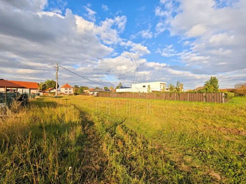 Prodej stavebního pozemku 1540 m²