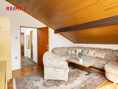 Prodej domu 260 m², pozemek 2300 m²