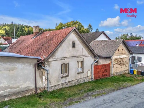 Prodej domu 75 m², pozemek 814 m²
