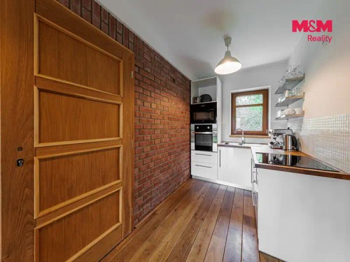 Prodej domu 183 m², pozemek 1211 m²