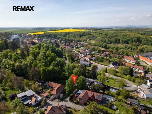 Prodej stavebního pozemku 800 m²