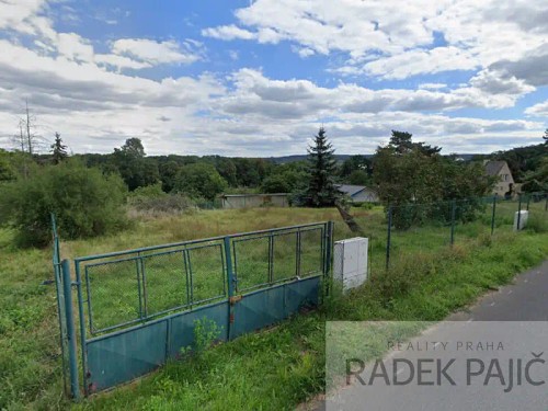 Prodej stavebního pozemku 1702 m²