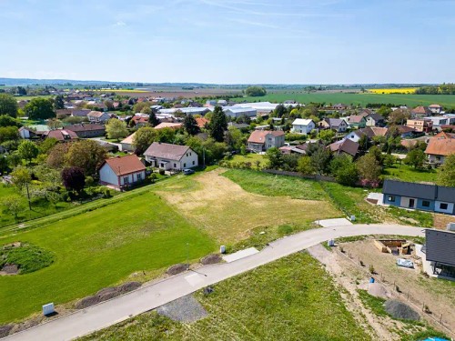 Prodej stavebního pozemku 1213 m²