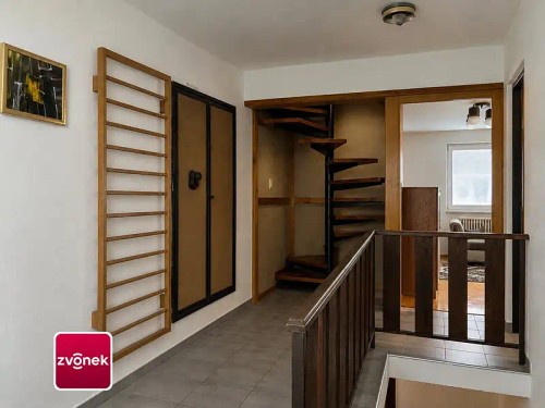 Prodej domu 387 m², pozemek 622 m²