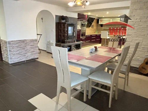 Prodej domu 315 m², pozemek 1640 m²