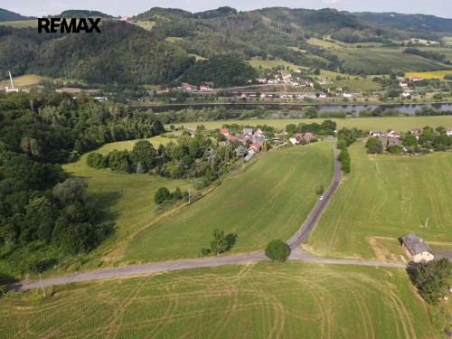 Prodej stavebního pozemku 17584 m²