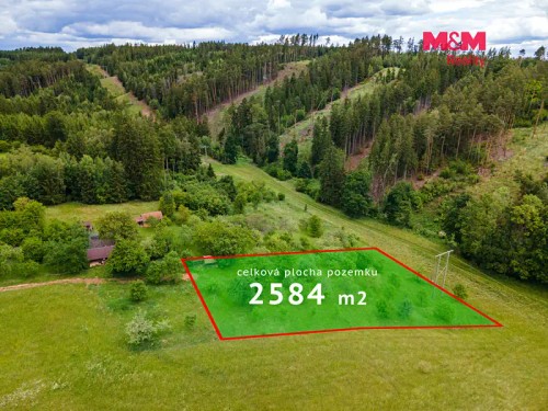 Prodej stavebního pozemku 2584 m²