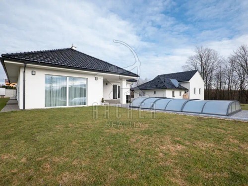 Prodej domu 180 m², pozemek 1632 m²