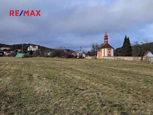 Prodej stavebního pozemku 1556 m²