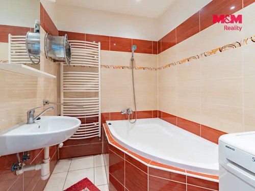 Prodej domu 364 m², pozemek 613 m²