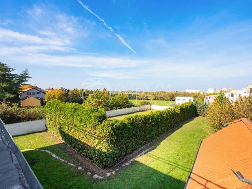 Prodej domu 435 m², pozemek 1865 m²