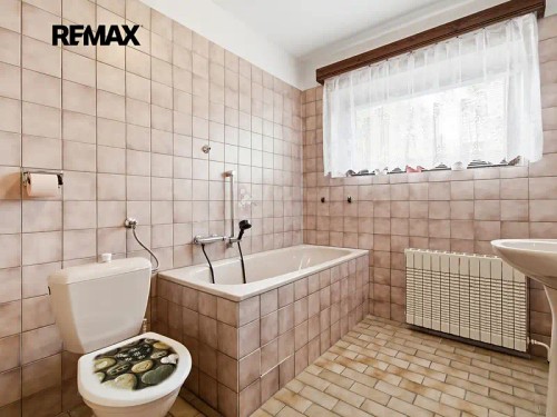 Prodej domu 264 m², pozemek 1683 m²