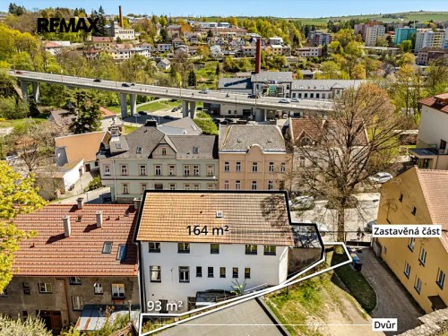 Prodej domu 342 m², pozemek 257 m²