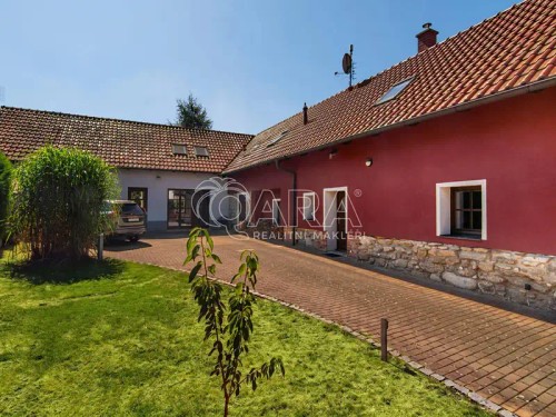 Prodej domu 280 m², pozemek 577 m²
