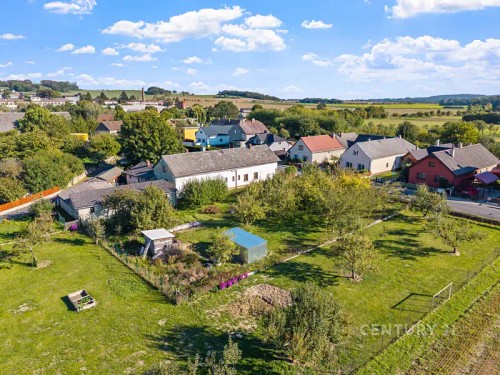 Prodej stavebního pozemku 1096 m²