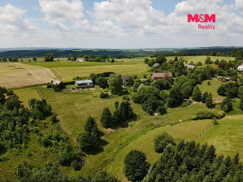 Prodej stavebního pozemku 4450 m²